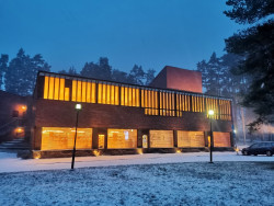 Säynätsalon kirjasto. Kuva Jyväskylän kaupunginkirjasto